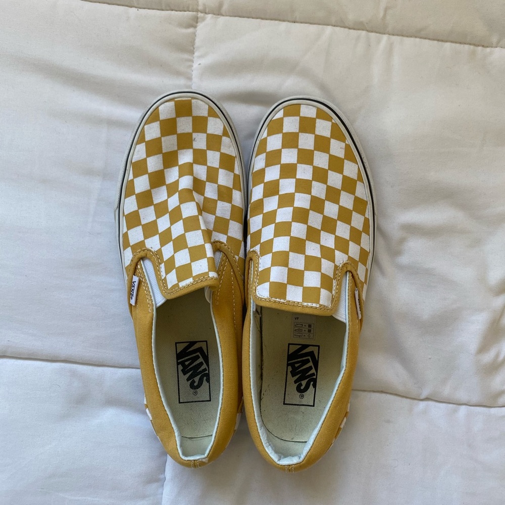 checkered vans